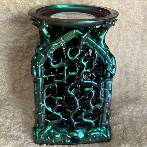 Bath and Body Works Disney Villain Maleficent Candle Holder - Picture 3 of 5